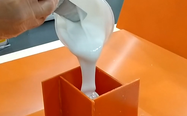 模具硅橡膠灌模時(shí)間是什么？