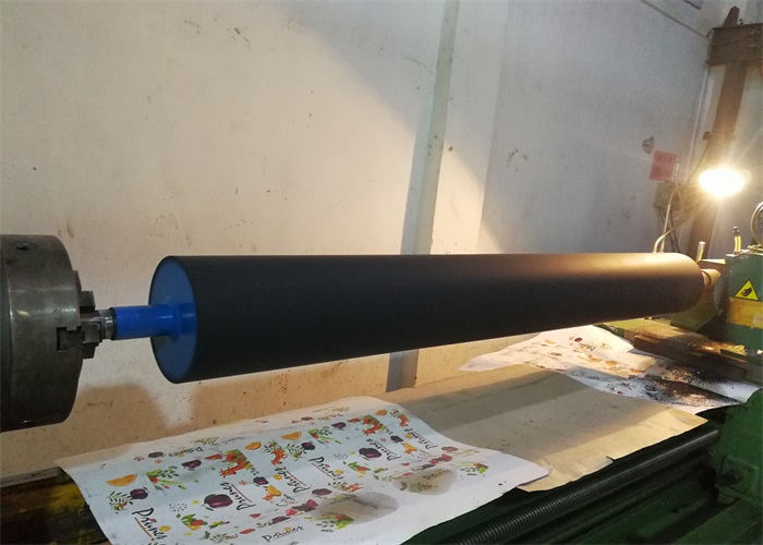 硅膠膠輥的神奇應用從工業(yè)到生活，無處不在的膠輥身影